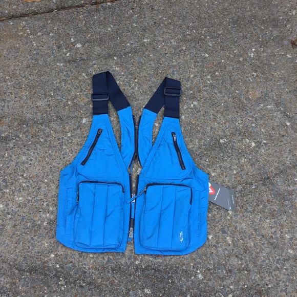 NWT FP Movement by Free People - Outdoors Pursuit Utility Women's Blue Vest - Picture 3 of 5